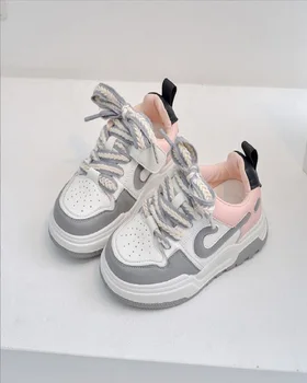 Удобная детская спортивная обувь для отдыха; Новинка осени 2023 года; нескользящая обувь для мальчиков; легкие кроссовки для девочек;